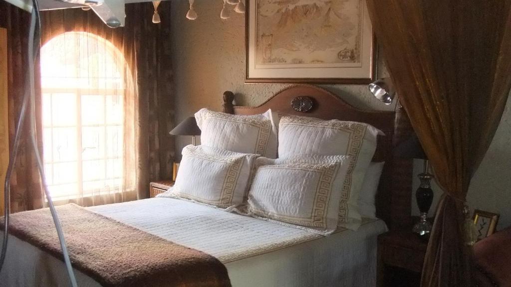 Treetops & Treats Guest House Pretoria-Noord Habitación foto